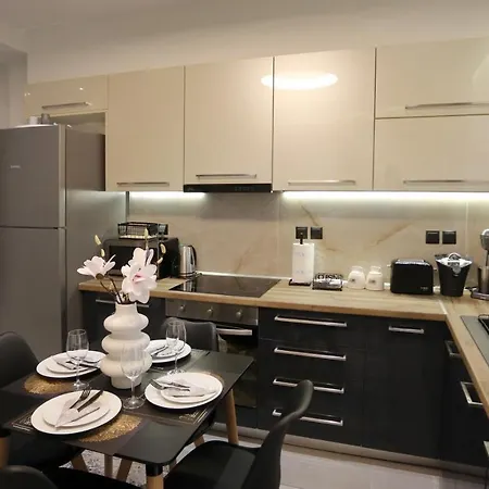 La Luxury Koronis Apartment *