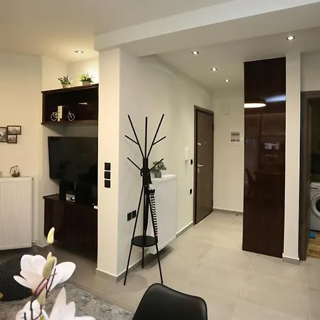 La Luxury Koronis *