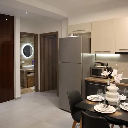 La Luxury Koronis